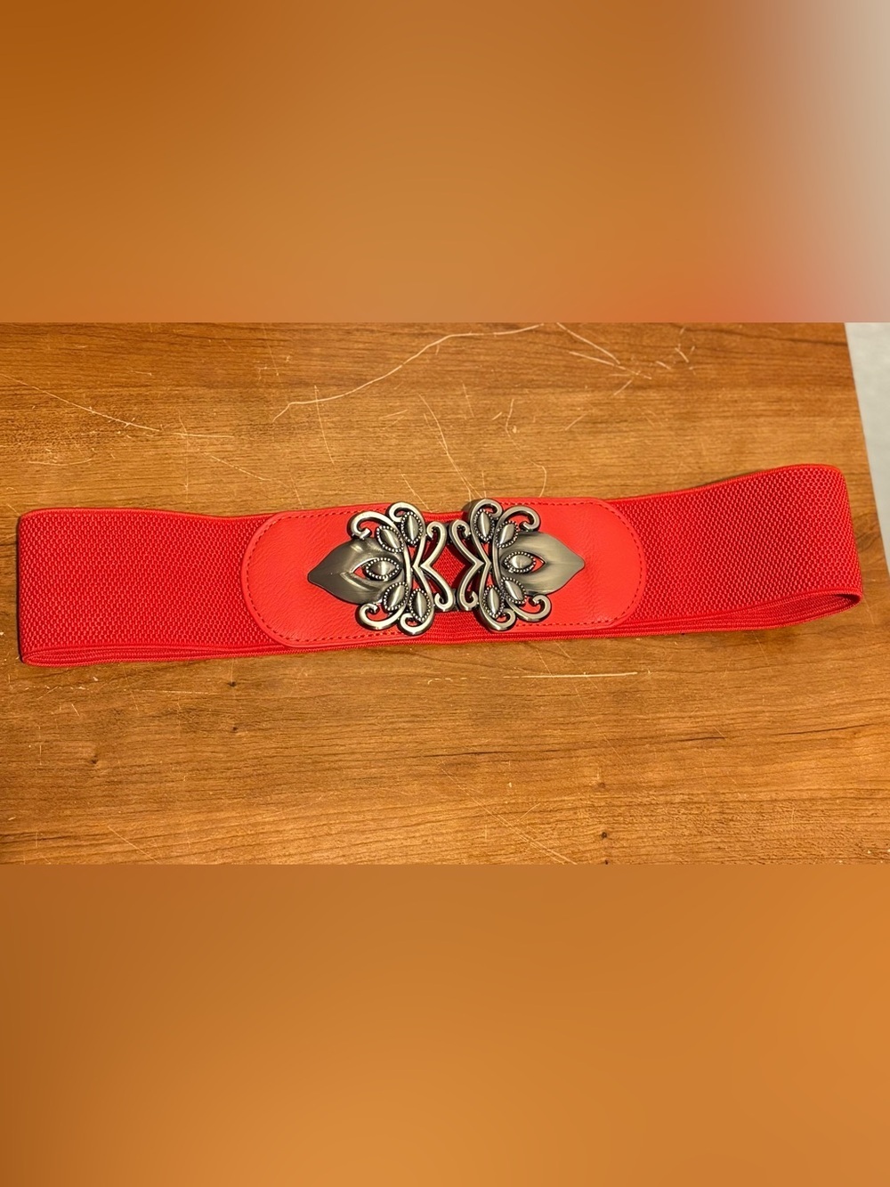 Red Wide Elastic Waist Belt Ornate Filigree Buckle Stretch Cinch Belt 28”